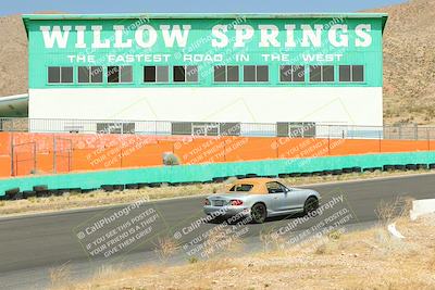 media/Jun-01-2025-CalClub SCCA (Sun) [[eae223c5dd]]/Group 1/Track Event 4/